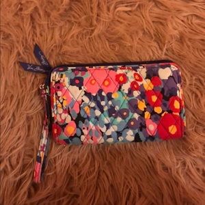 Vera bradley wristlet